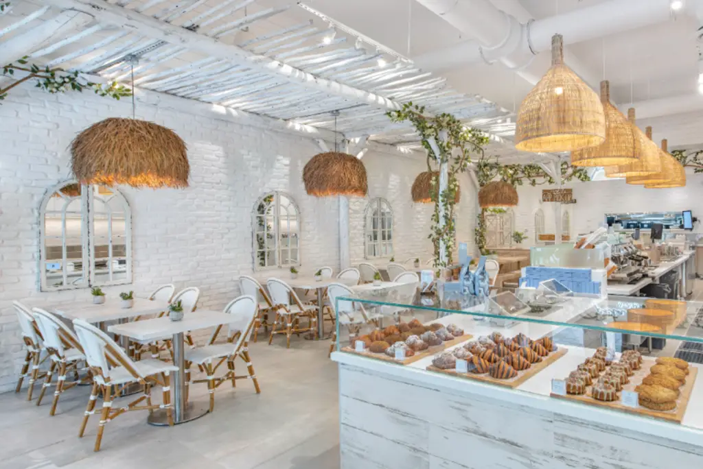 PURA VIDA MIAMI BRINGS A SLICE OF PARADISE TO THE HISTORIC MIRACLE MILE NEIGHBORHOOD WITH THE BRAND LATEST LOCATION